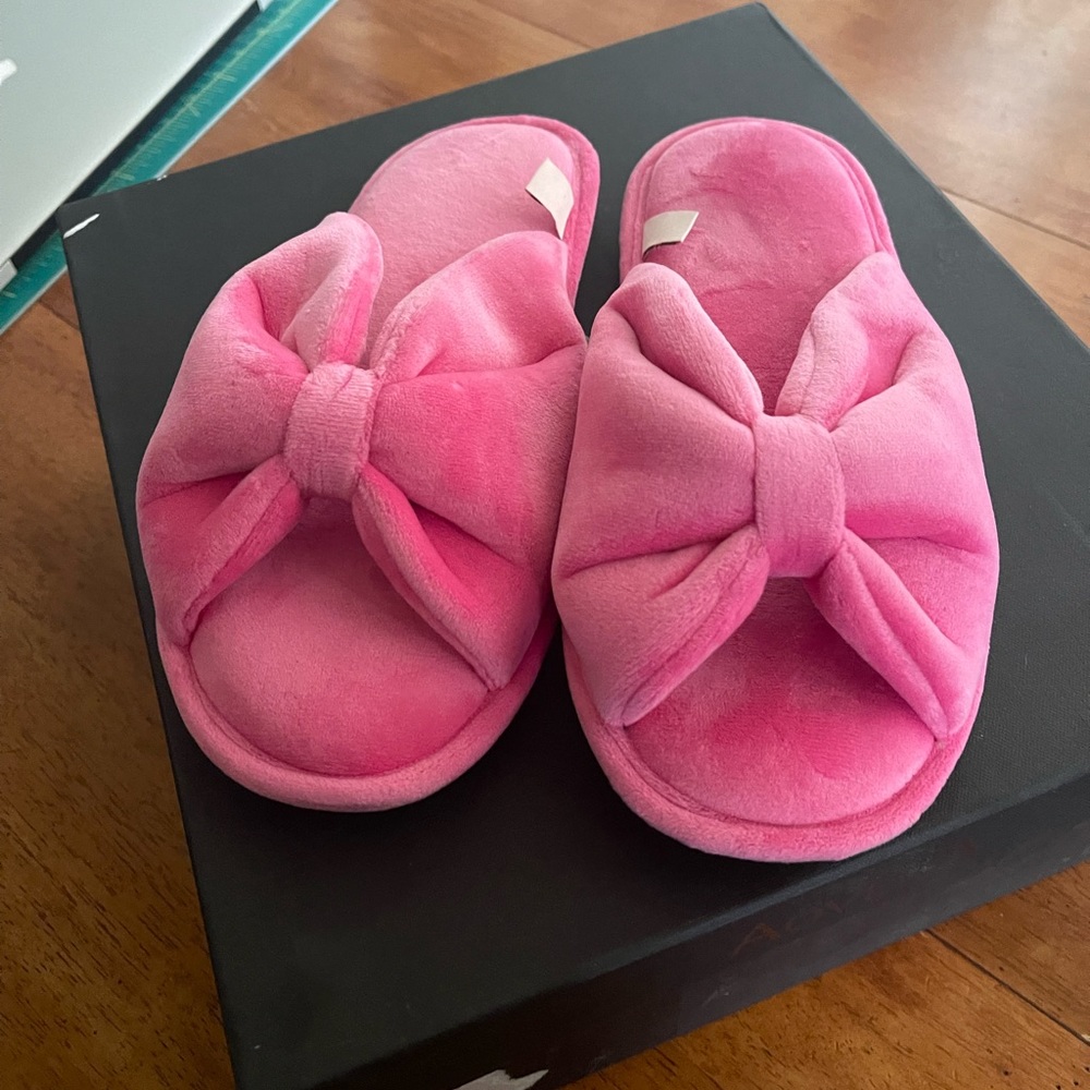 AOverA Free People spa slides